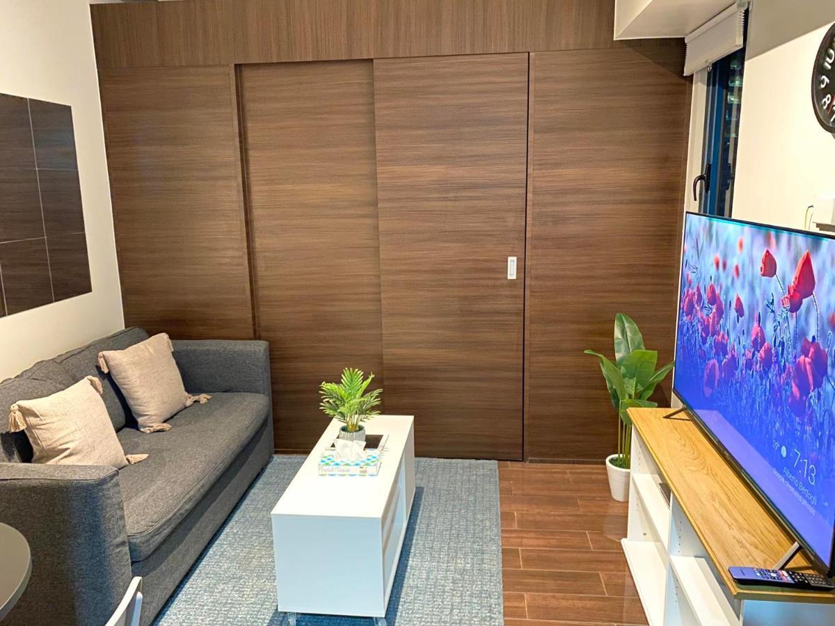Air Residences Makati - Fully Furnished Condo With Skyline Views! Manila Bagian luar foto