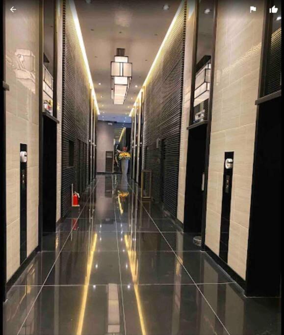 Air Residences Makati - Fully Furnished Condo With Skyline Views! Manila Bagian luar foto