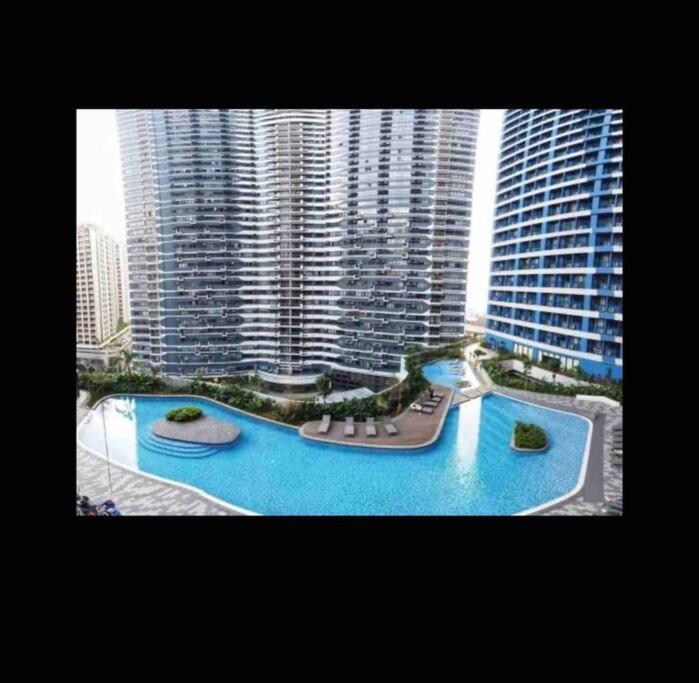 Air Residences Makati - Fully Furnished Condo With Skyline Views! Manila Bagian luar foto